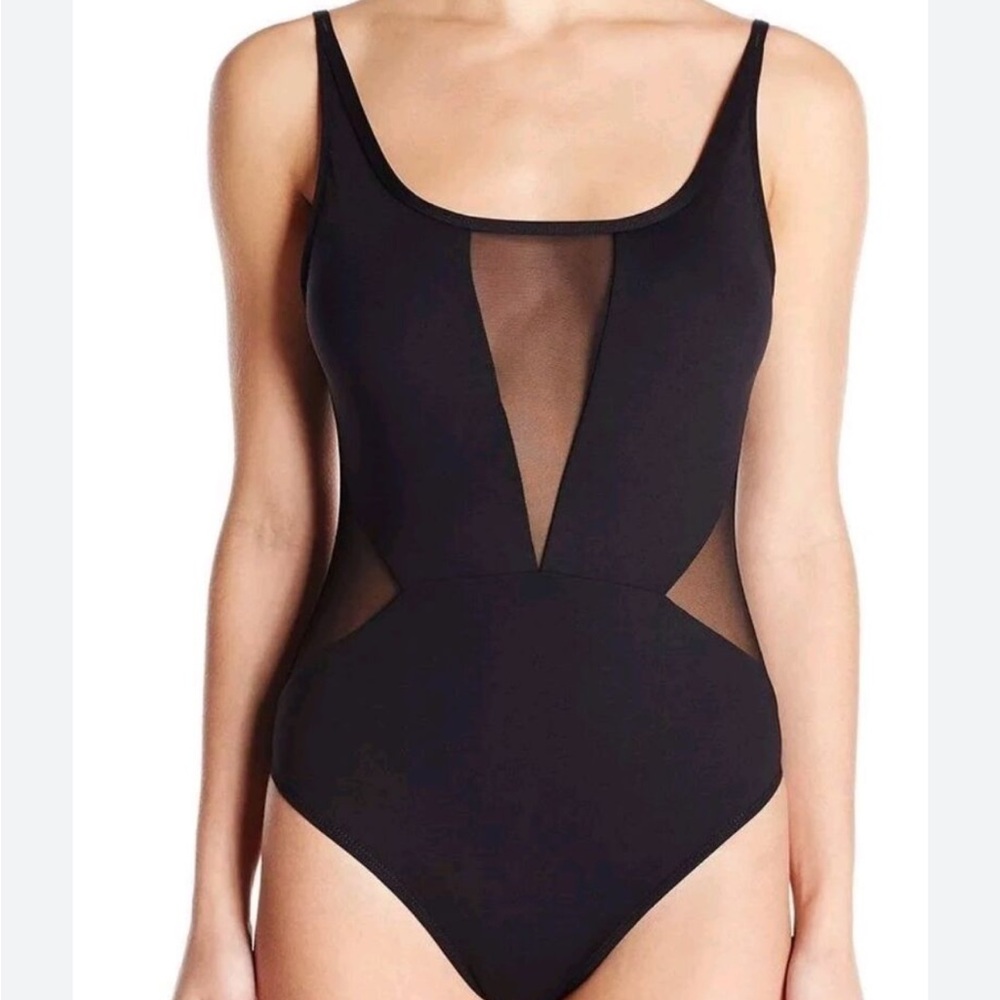 NWT La Blanca mesh one piece swimsuit